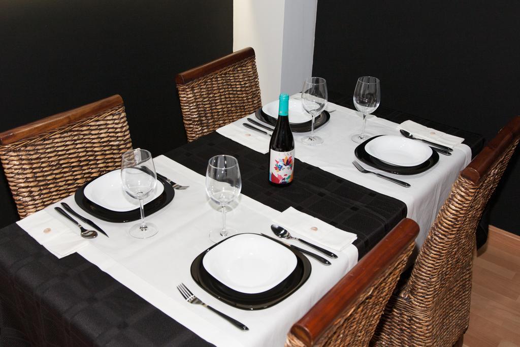 Lucero Dos Catedrales Apartment ซาราโกซา ภายนอก รูปภาพ